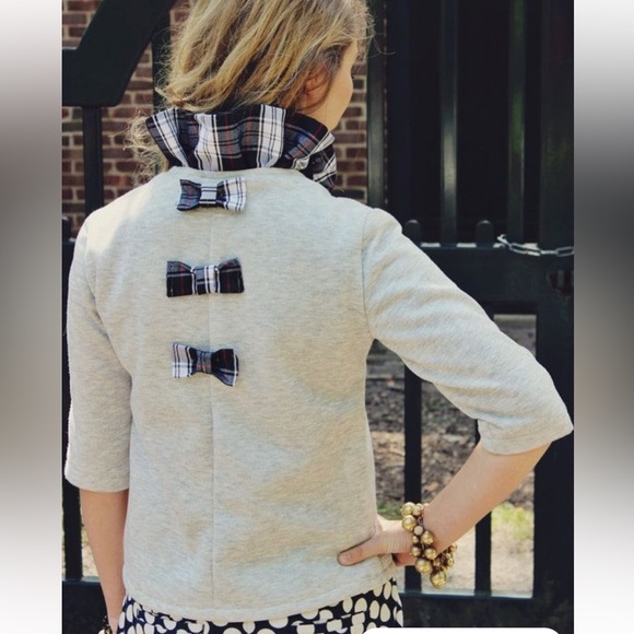 Elizabeth Wilson Tops - Elizabeth Willson designs Plaid Jacqueline Ruffle Sweatshirt XS preppy bow fall